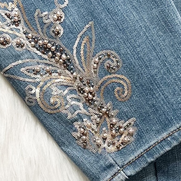 SOLD-NWT White House Black Market Embellished Skinny Jeans Size 6 Long Length - Picture 4 of 11